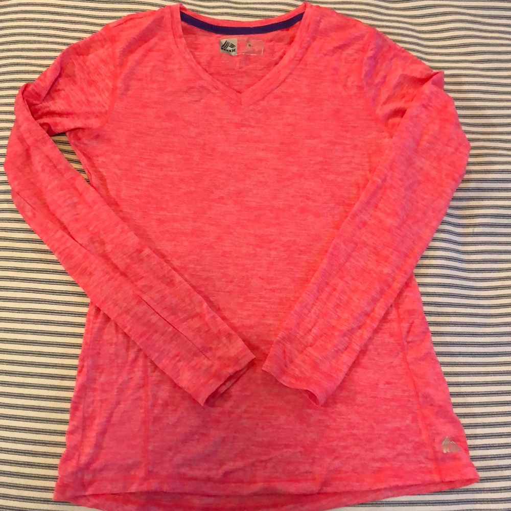 Redbox workout long sleeve shirt.